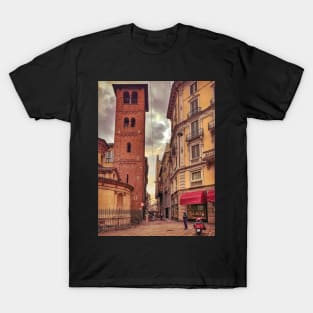 Bell Tower Church Historic Antique Architecture Milano Italy T-Shirt